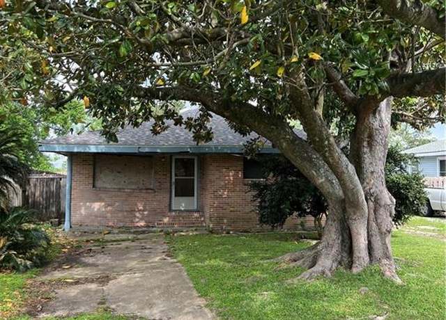 Property at 417 Oriole St, Metairie, LA 70003, 3 beds, 1 bath