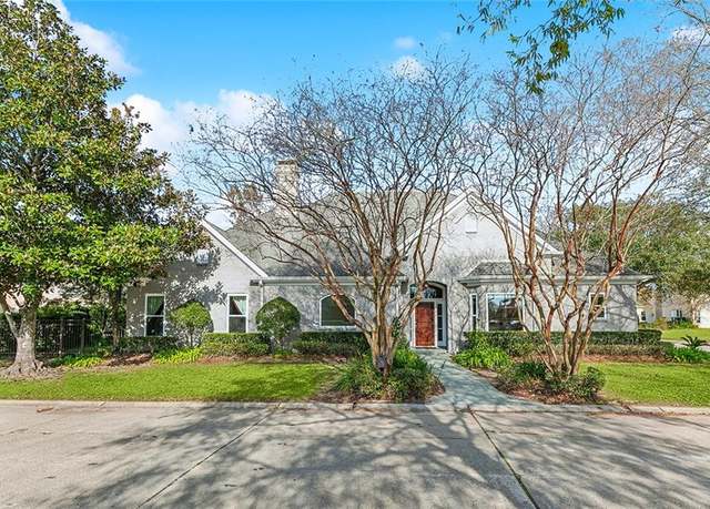 Property at 618 English Turn Dr, New Orleans, LA 70131, 3 beds, 2.5 baths