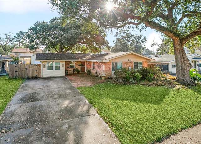 Property at 2728 Somerset Dr, New Orleans, LA 70131, 3 beds, 2 baths