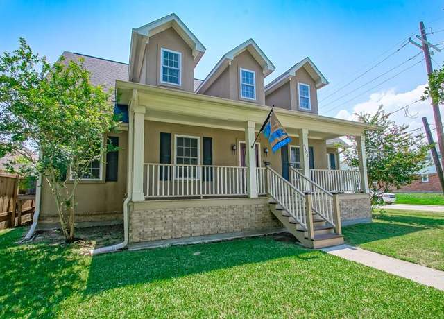 Property at 6401 Bellaire Dr, New Orleans, LA 70124, 3 beds, 2.5 baths