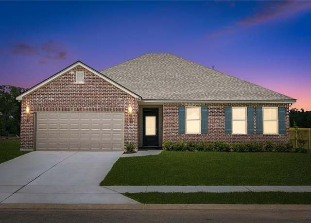 Property at 942 Dandelion Dr, Waggaman, LA 70094, 4 beds, 2 baths