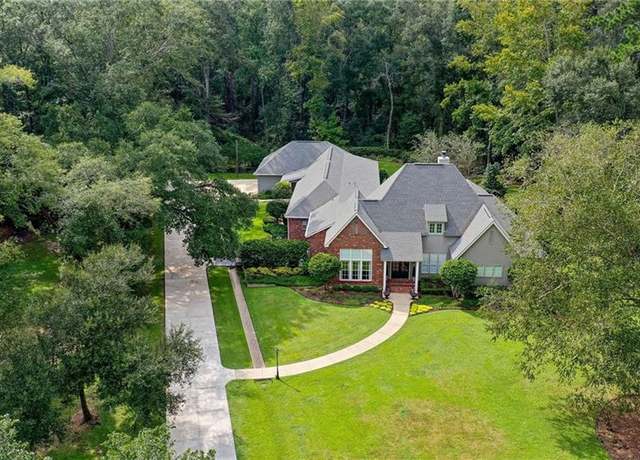 Property at 17233 St. Gertrude Dr, Covington, LA 70435, 4 beds, 3.5 baths