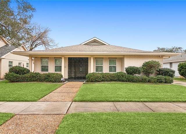 Property at 1125 N Beverly Garden Dr, Metairie, LA 70002, 4 beds, 2 baths