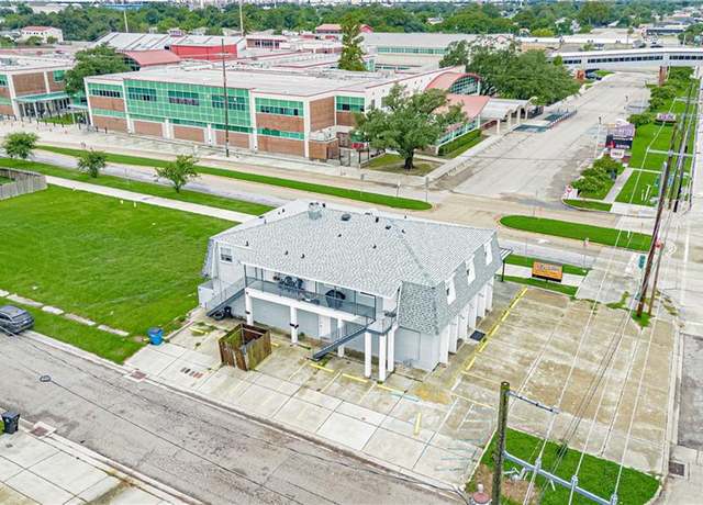 Property at 1200 E Judge Perez Dr, Chalmette, LA 70043, 6 beds, 4 baths