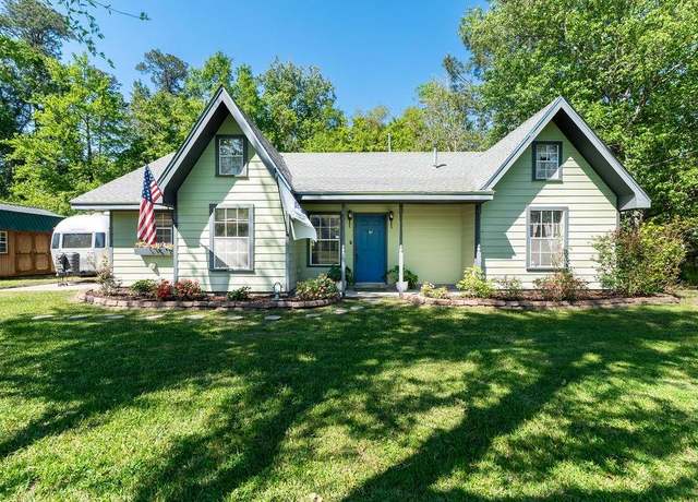 Property at 29217 Tupelo Dr, Lacombe, LA 70445, 3 beds, 2 baths