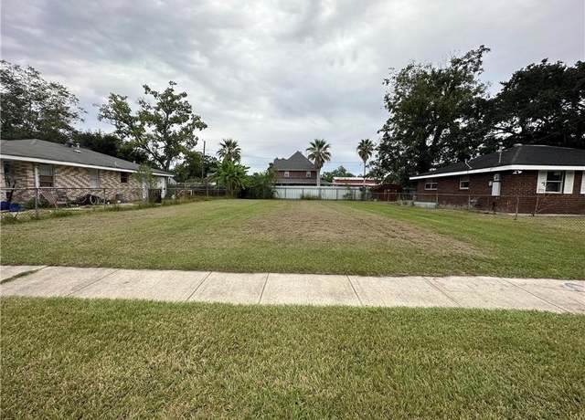 Property at 1933 Heights Dr, St Bernard, LA 70085