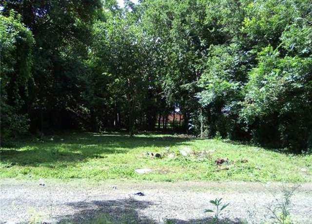 Property at 3100 Bringier St, New Orleans, LA 70114