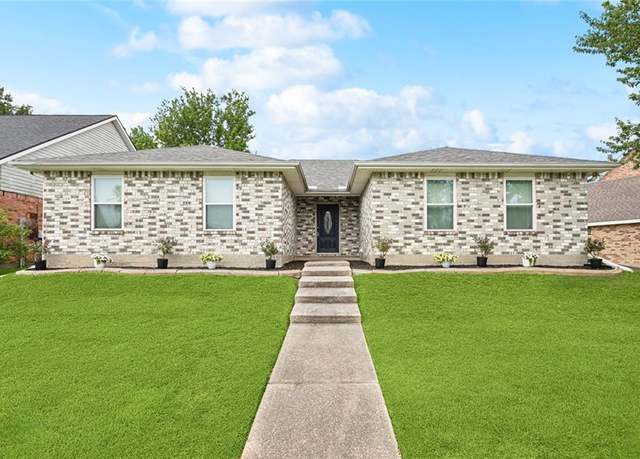 Property at 204 Chubasco Ln, Slidell, LA 70458, 3 beds, 2 baths