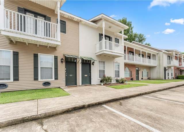 Property at 5315 Arlington Ct, Baton Rouge, LA 70820, 3 beds, 3 baths