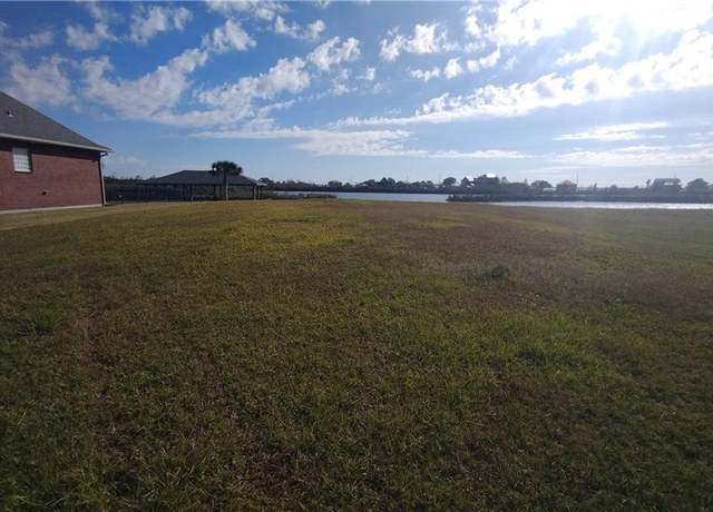 Property at 1565 Regatta Cv, Slidell, LA 70458