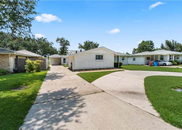Property at 459 Oak St, Norco, LA 70079, 3 beds, 2 baths