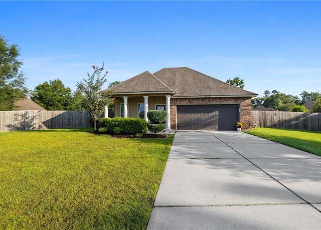 Property at 42467 Harlan Pl, Ponchatoula, LA 70454, 4 beds, 2 baths