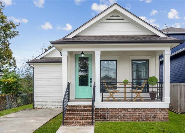 Property at 4513 Touro St, New Orleans, LA 70122, 3 beds, 2.5 baths