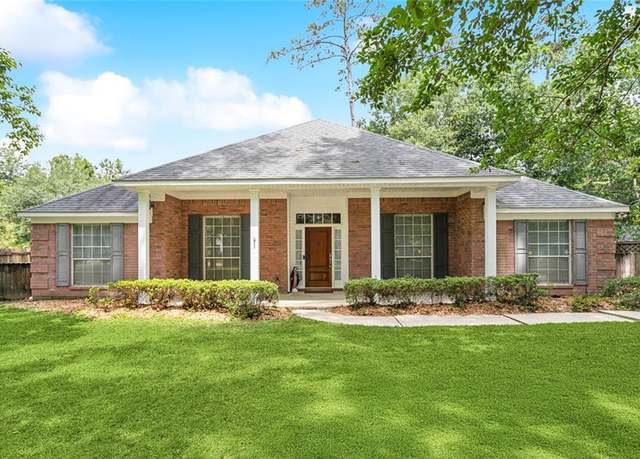 Property at 107 Brookside Dr, Mandeville, LA 70471, 4 beds, 2 baths