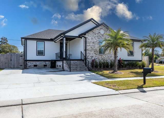 Property at 2013 Congressman Hebert Dr, Chalmette, LA 70043, 3 beds, 2 baths