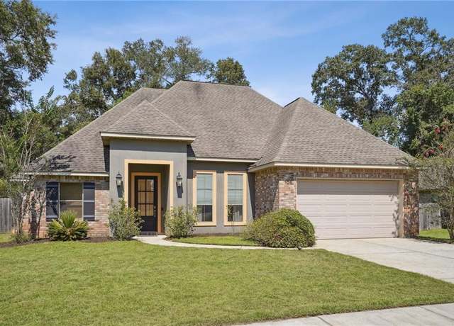 Property at 105 Woodthrush Dr, Madisonville, LA 70447, 4 beds, 2 baths