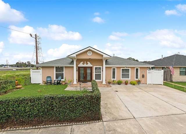Property at 1713 Vegas Dr, Metairie, LA 70003, 4 beds, 3 baths