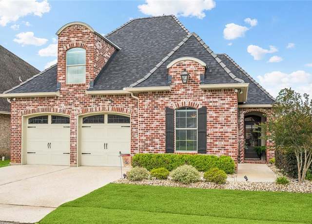 Property at 141 Saint Calais Pl, Madisonville, LA 70447, 3 beds, 3 baths