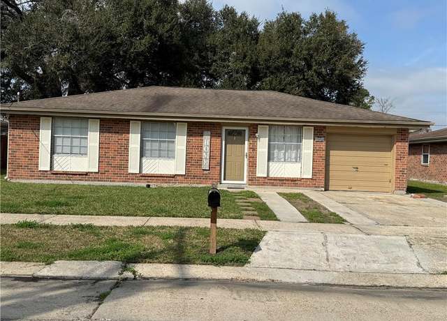 Property at 2741 Cardinal Dr, Marrero, LA 70072, 3 beds, 2 baths