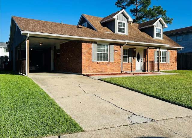 Property at 2121 Mediamolle Dr, New Orleans, LA 70114, 4 beds, 2 baths