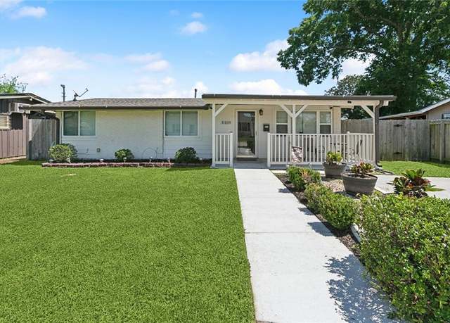 Property at 8110 Buras Ave, Metairie, LA 70003, 3 beds, 1.5 baths