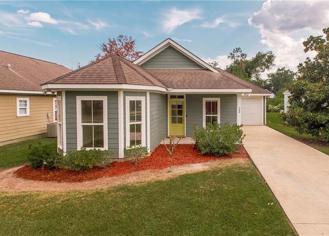 Property at 500 E Church St, Hammond, LA 70401, 3 beds, 2 baths