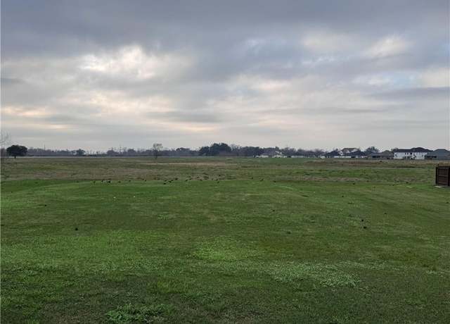 Property at 314 Beau Place Blvd, Des Allemands, LA 70030