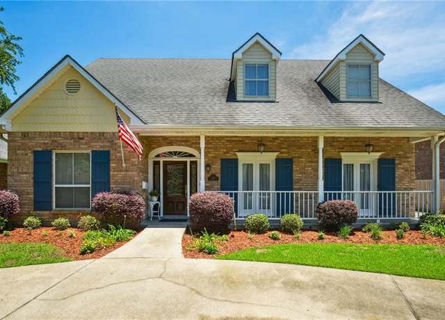 Property at 933 Christana Pl, Gretna, LA 70056, 5 beds, 3.5 baths