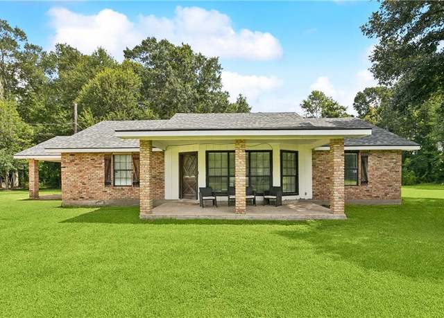 Property at 42073 Farlow Ln, Ponchatoula, LA 70454, 4 beds, 2 baths