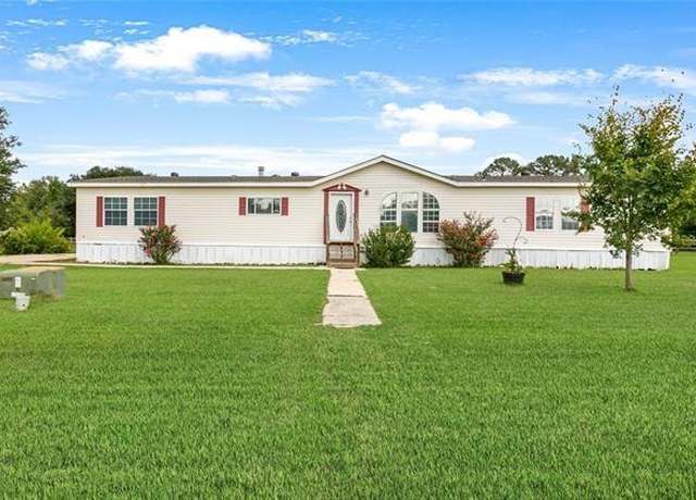 Property at 24293 E Bradley Ct, Loranger, LA 70446, 4 beds, 3 baths
