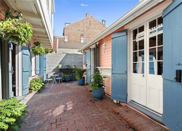 Property at 941-943 Toulouse St, New Orleans, LA 70112, 4 beds, 6 baths