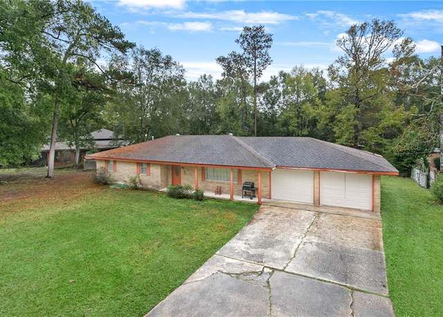 Property at 1536 Military Rd, Bogalusa, LA 70427, 3 beds, 2 baths