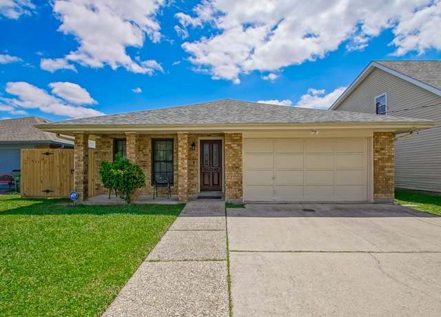 Property at 3936 Bellview St, Metairie, LA 70002, 2 beds, 2 baths