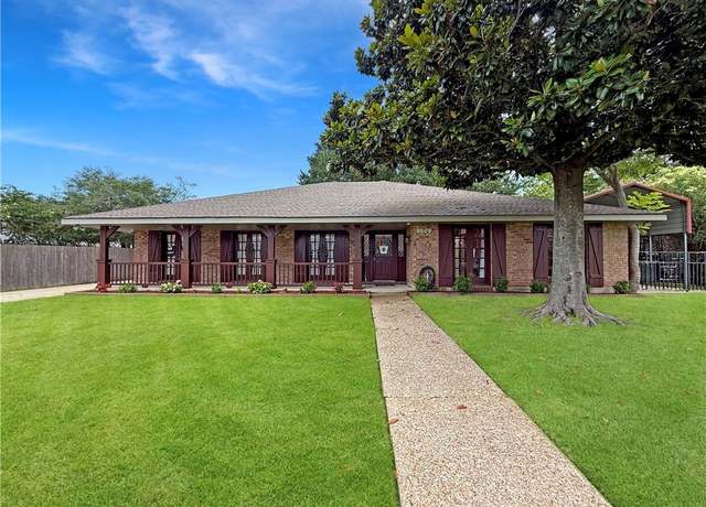 Property at 8809 Belle Grove Pl, River Ridge, LA 70123, 4 beds, 2.5 baths