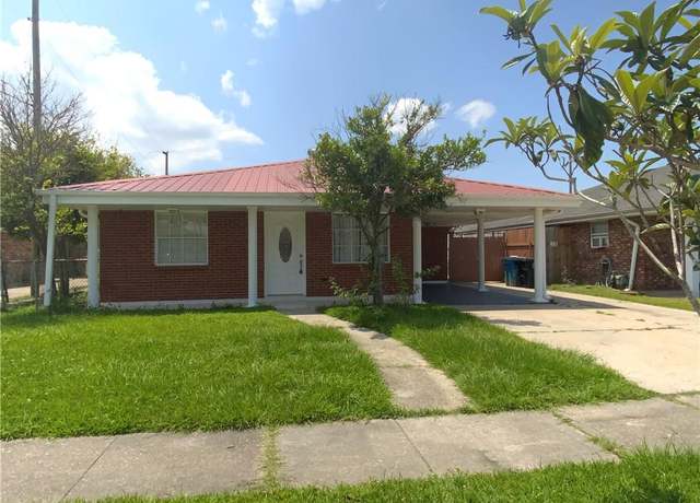 Property at 2400 Creely Dr, Chalmette, LA 70043, 4 beds, 2 baths