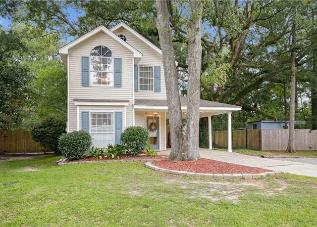 Property at 13 Wickfield Dr, Covington, LA 70433, 3 beds, 3 baths