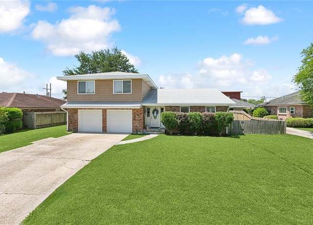 Property at 215 Fort Jackson St, Belle Chasse, LA 70037, 3 beds, 2.5 baths