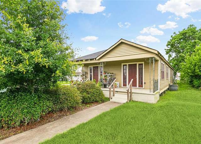 Property at 2200 02 Delille St, Chalmette, LA 70043, 4 beds, 2 baths