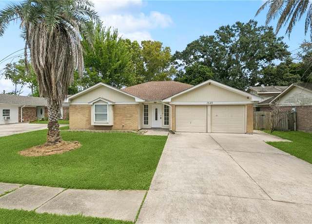Property at 1648 Hampton Dr, Harvey, LA 70058, 3 beds, 2 baths