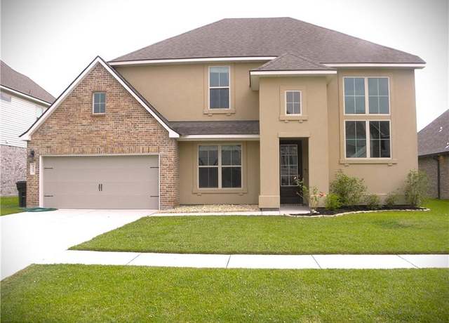 Property at 40107 Reese Ln, Prairieville, LA 70769, 5 beds, 3 baths