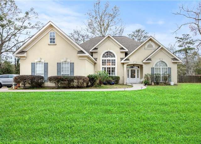 Property at 100 Koepp Rd, Madisonville, LA 70447, 3 beds, 2 baths