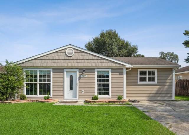 Property at 2620 Joy Ann Dr, Marrero, LA 70072, 3 beds, 2 baths