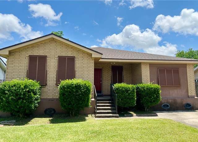 Property at 234 Dianne Dr, St Rose, LA 70087, 4 beds, 2 baths