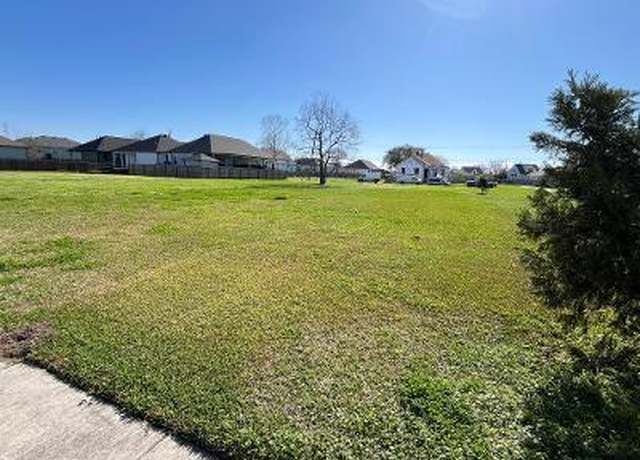 Property at 1929 Benjamin St, Arabi, LA 70032