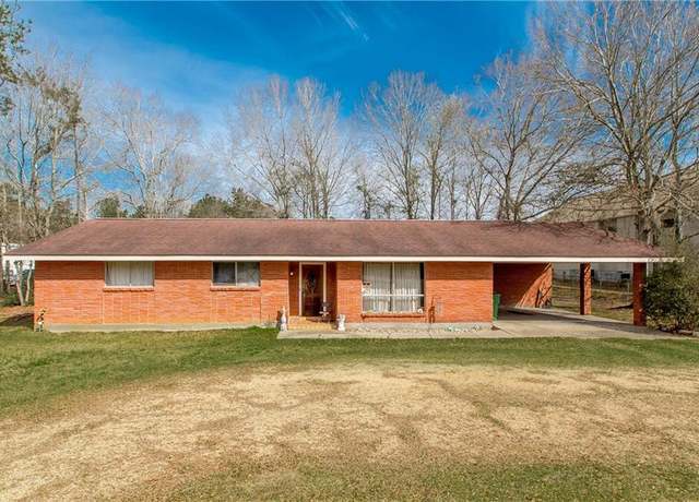 Property at 2129 Washington St, Franklinton, LA 70438, 3 beds, 2 baths