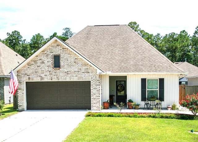 Property at 337 Craftsman Ct, Covington, LA 70433, 3 beds, 2 baths