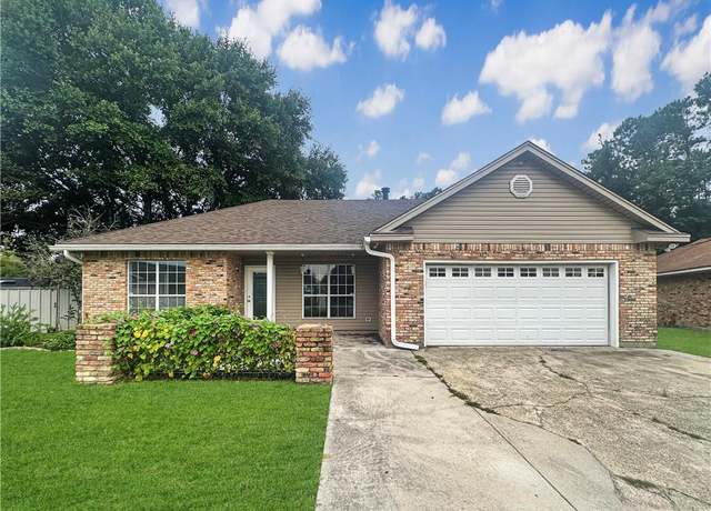 Property at 817 Amber Ct, Slidell, LA 70461, 4 beds, 2 baths
