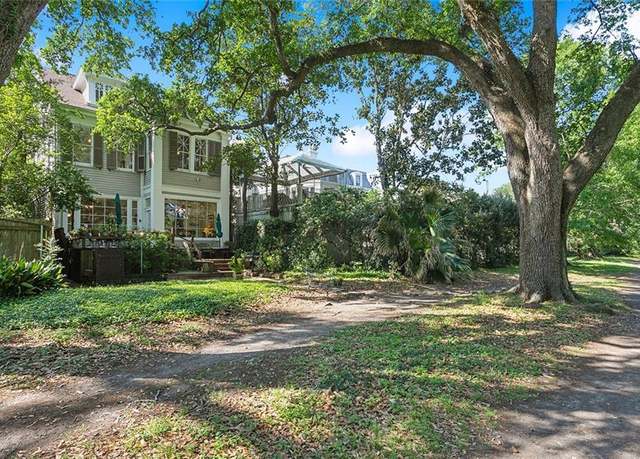 Property at 315 Walnut St, New Orleans, LA 70118, 4 beds, 2.5 baths