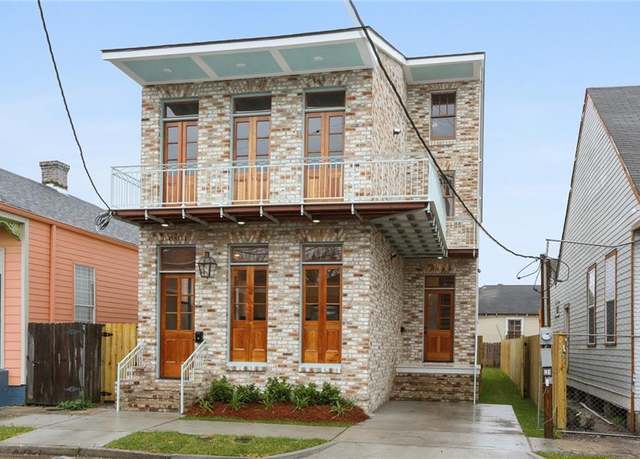 Property at 1809 11 Laharpe St, New Orleans, LA 70116, 6 beds, 4 baths