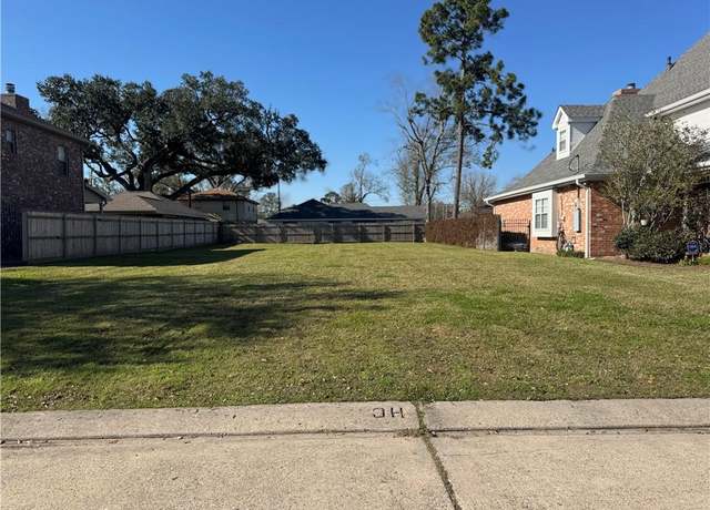 Property at 8716 Rosecrest Ln, River Ridge, LA 70123